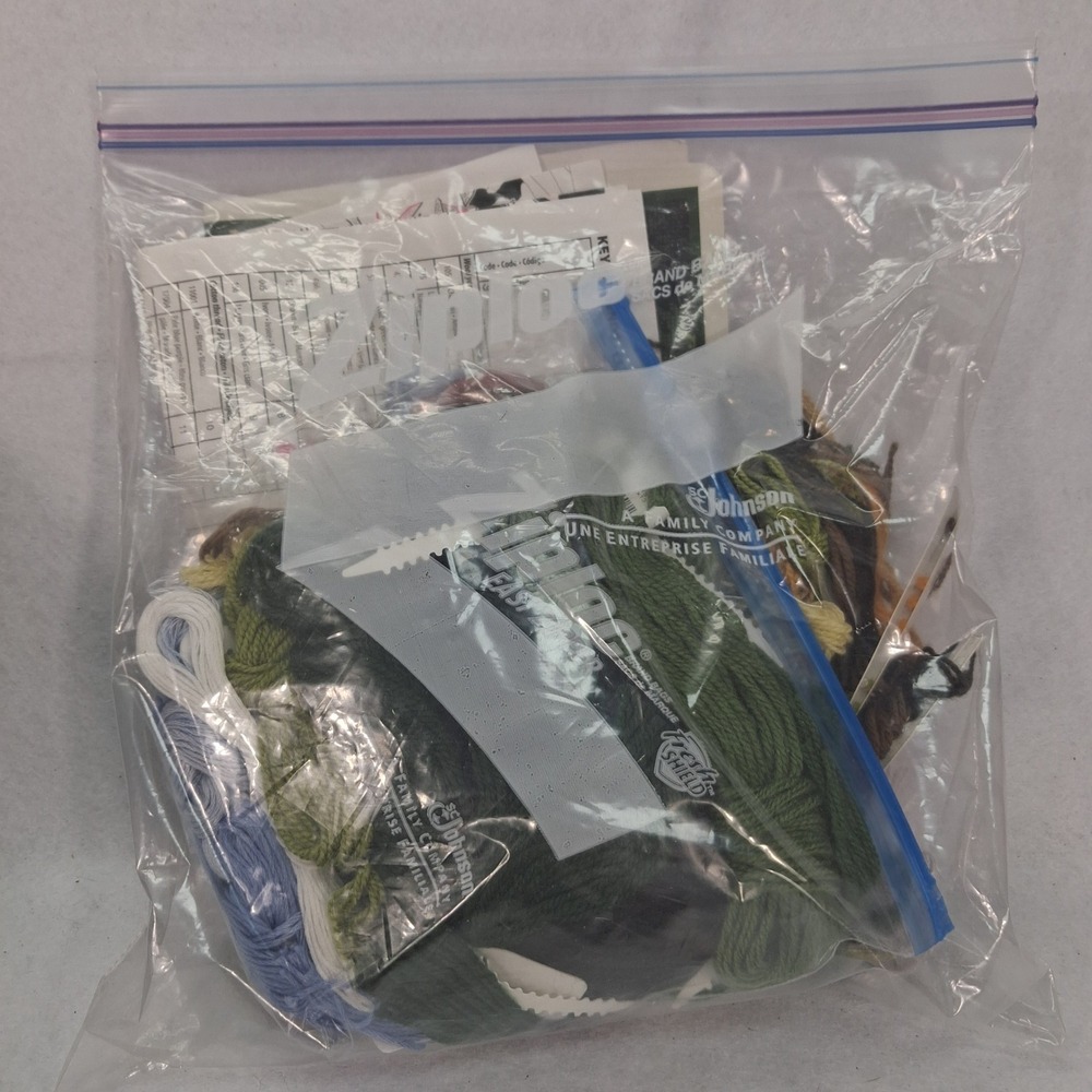 Dimensions Needlepoint Kit Chickadees & Lilies Hautman Brothers 20068 Floral NEW
